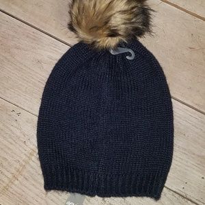 Aerie Navy Beanie Pom Pom Hat NWT